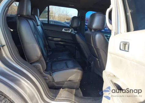 2013 Ford Explorer Xlt z USA, uszkodzony, nr VIN 1FM5K8D89DGA73696